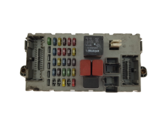 Кутия с предпазители Fiat 46520600 CPL 46817785 NPL Delphi 20373