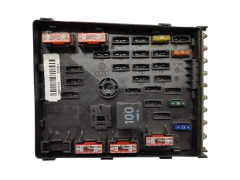 Кутия с предпазители 3C0937125 6359-2777 VW SEAT Audi 10549