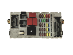Кутия с предпазители Fiat Lancia 51799306 CPL 25724