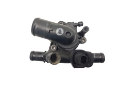 Корпус на термостат 8200703139 2.0 DCi Renault Laguna 3