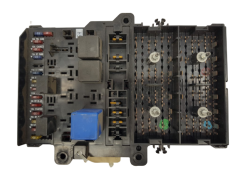 Кутия с предпазители Chrysler Dodge P04707994AE 19635