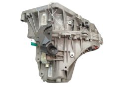 Скоростна кутия Нов оригинал TL4072 320100706R Renault Scenic 3 1.2 TCE