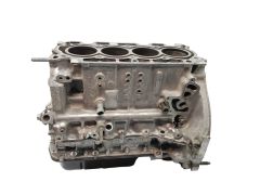 Блок на двигателя 8HR 10FDBZ 0130EP 1.4 eHDI Citroen Peugeot