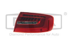 Лампи Задна част Права 8K5945096AC 99451822802 Audi A4 DPA