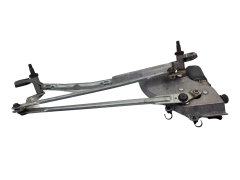Механизъм на чистачките Ford Fiesta 8A61-17500-BG 0390241575 RHD Anglia 1502