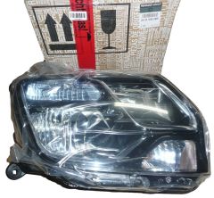 Фарове Вдясно Нов оригинал 260105828R Dacia