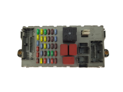 Кутия с предпазители 50513353 CPL Alfa Romeo Delphi 20258