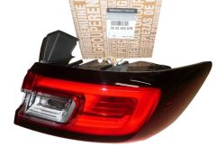 Лампи Вдясно Задна част Нов оригинал 265504307R Renault Clio 4 HB