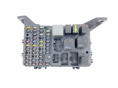 Кутия с предпазители Ford 1S7T-14A073-AE 64089