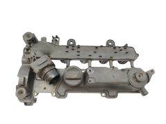 Капак на клапаните 9646698680 0361N4 1.4 hdi Citroen Peugeot