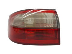 Лампи Ляво Задна част 8200002473 Laguna 2 Renault Valeo