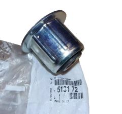 Втулки Нов оригинал 5131.72 513172 Citroen Peugeot