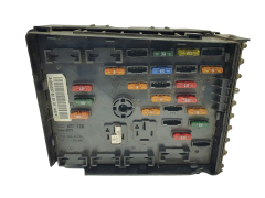 Кутия с предпазители 3C0937125 6359-2777 VW SEAT Audi 68823