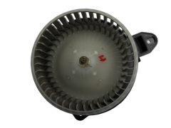 Вентилатор Audi A6 C5 4B1820021B 0130111202 Bosch