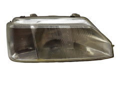 Фарове Вдясно 7700784192 Renault 25 Valeo