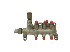 Релса за впръскване 7701474017 7701052799 Denso 3.0 DCI Renault Espace 4