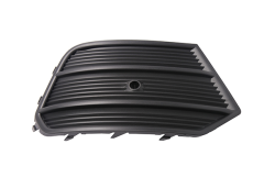 Решетка на бронята Права 8U0807682Q 88071822102 Audi Q3 DPA