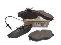 Спирачни накладки Преден край Оригинал Citroen Peugeot Berlingo 406 607 425132