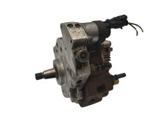 Впръскваща помпа 0445010075 8200108225 1.9 DCI Bosch Renault S2