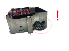 Кутия с предпазители 8V5T-14A005-HEG EET1-E-12285076-000 Ford