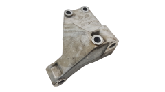 Скоба на двигателя 500384499 2.3 JTD Fiat Ducato 2 Iveco
