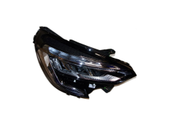 Фарове Вдясно Нов оригинал 260103814R Renault Clio 5