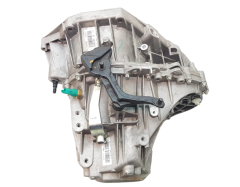 Скоростна кутия Нов оригинал TL4077 TL4126 Nissan Qashqai 1.5 DCI