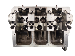 Глава на двигателя VWAG 045103373H 1.4 6V TDI BMS 4